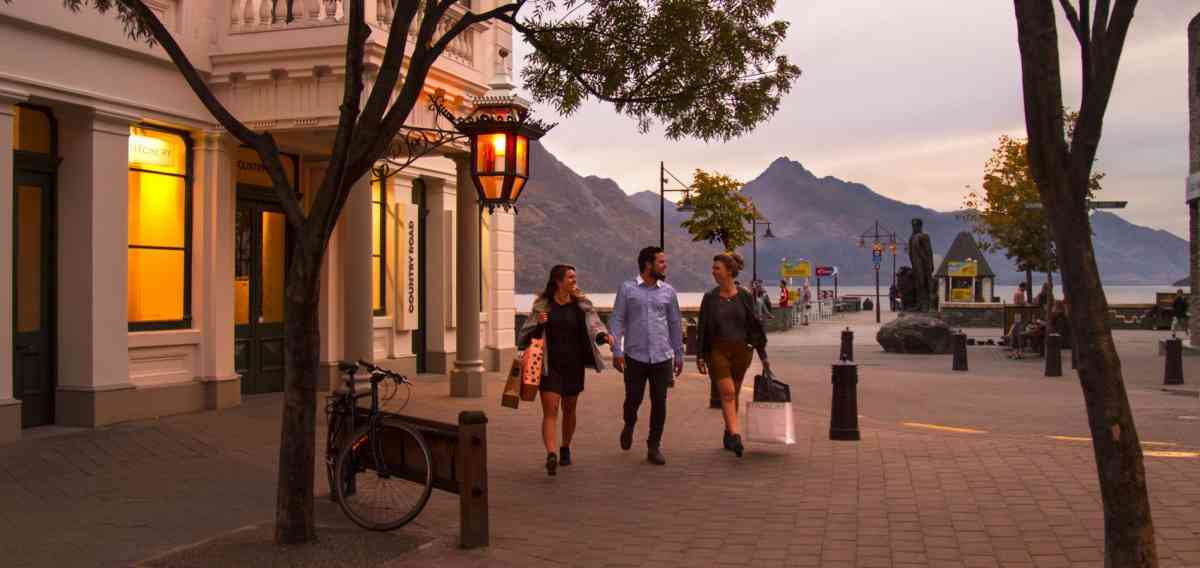 Shopping Queenstown Mall Retail Stores